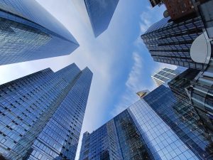 Banks Turn to AI to Boost Efficiency and Win Business, Says Robert Walters