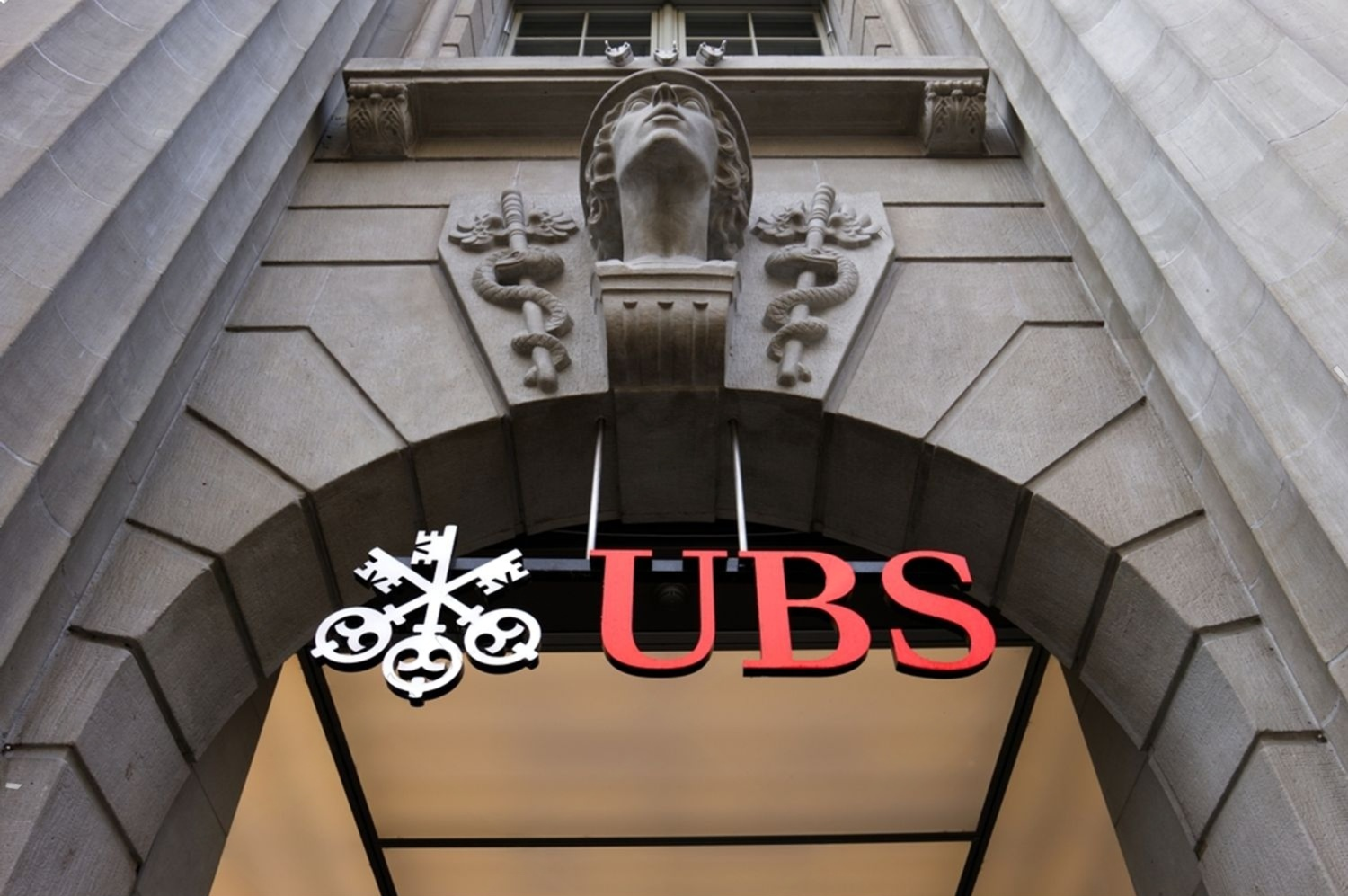 SKN | UBS After the Annual Report: What Broker Expectations Signal for Private Wealth Clients