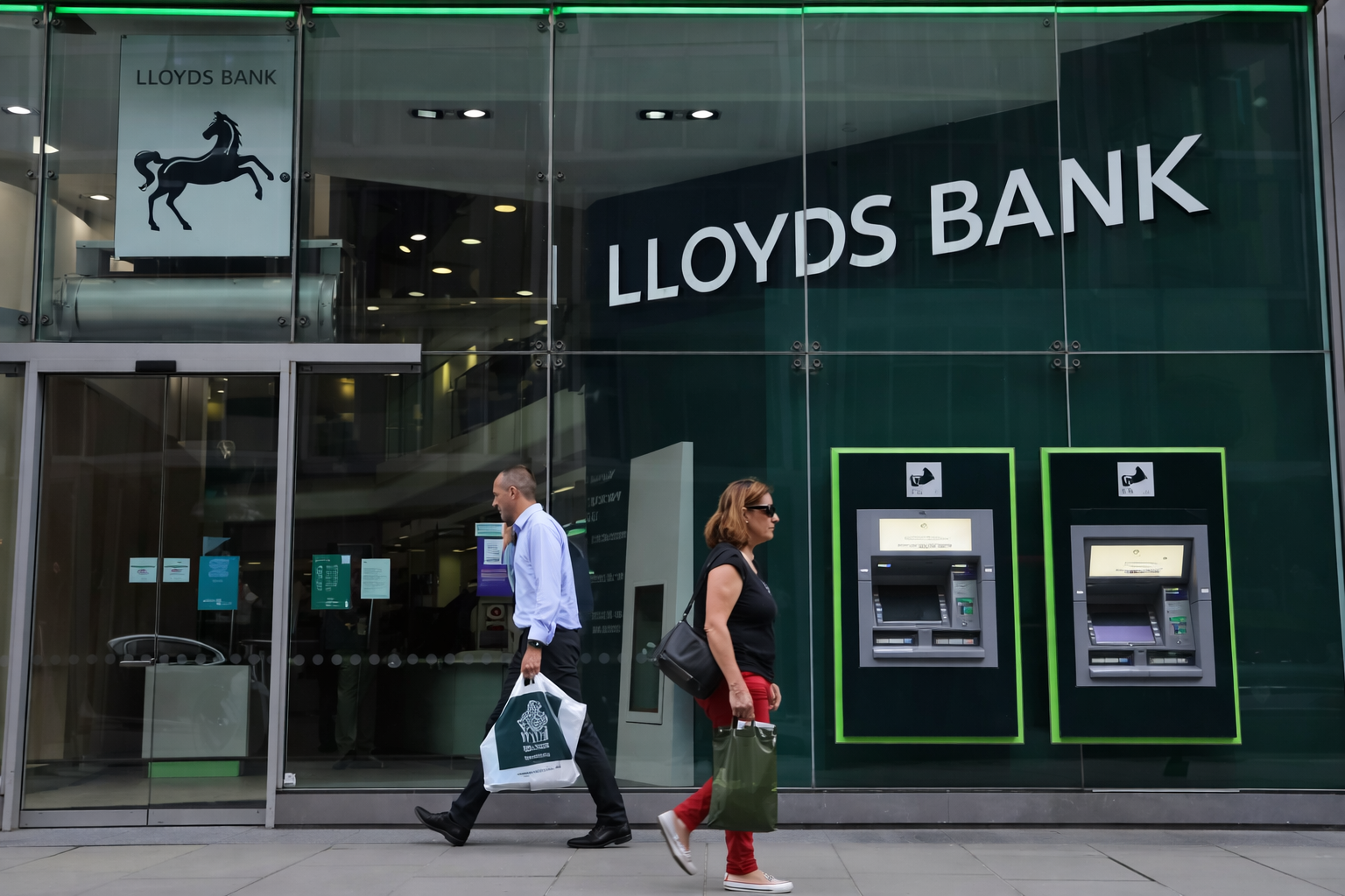 SKN | Lloyds Banking Group Names Ajneet Jassey as London Ambassador