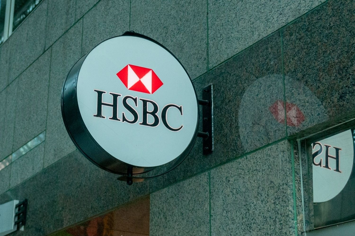 SKN | HSBC Lifts Marriott Target: What Premium Travel Demand Signals for Global Asset Allocation