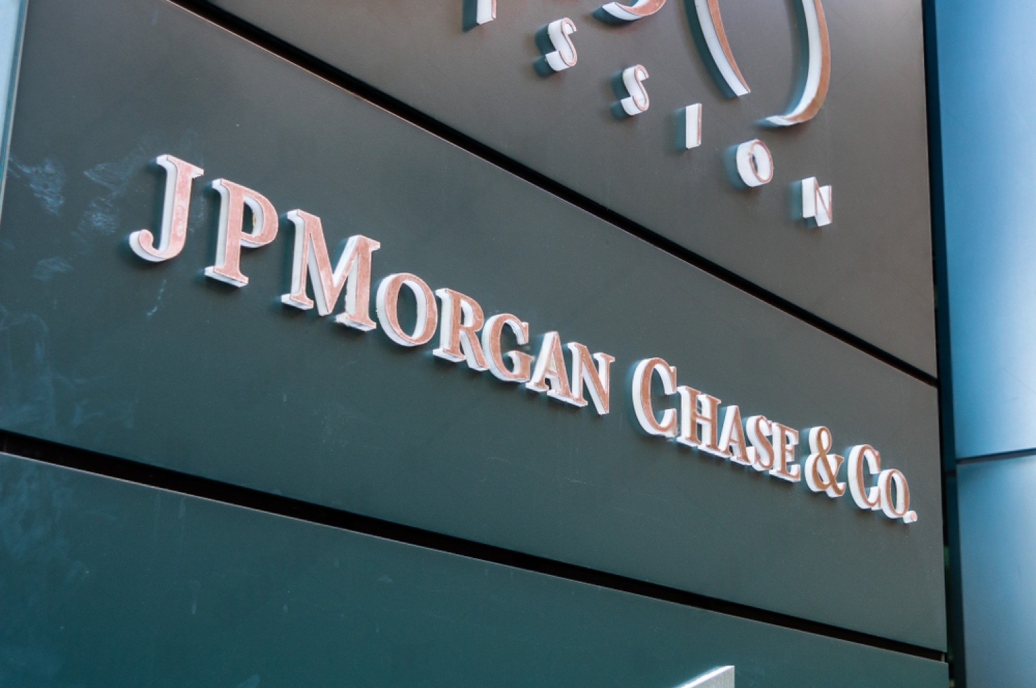 SKN | JPMorgan Lifts Citi Target to $134: Earnings Inflection or Multiple Expansion Bet?