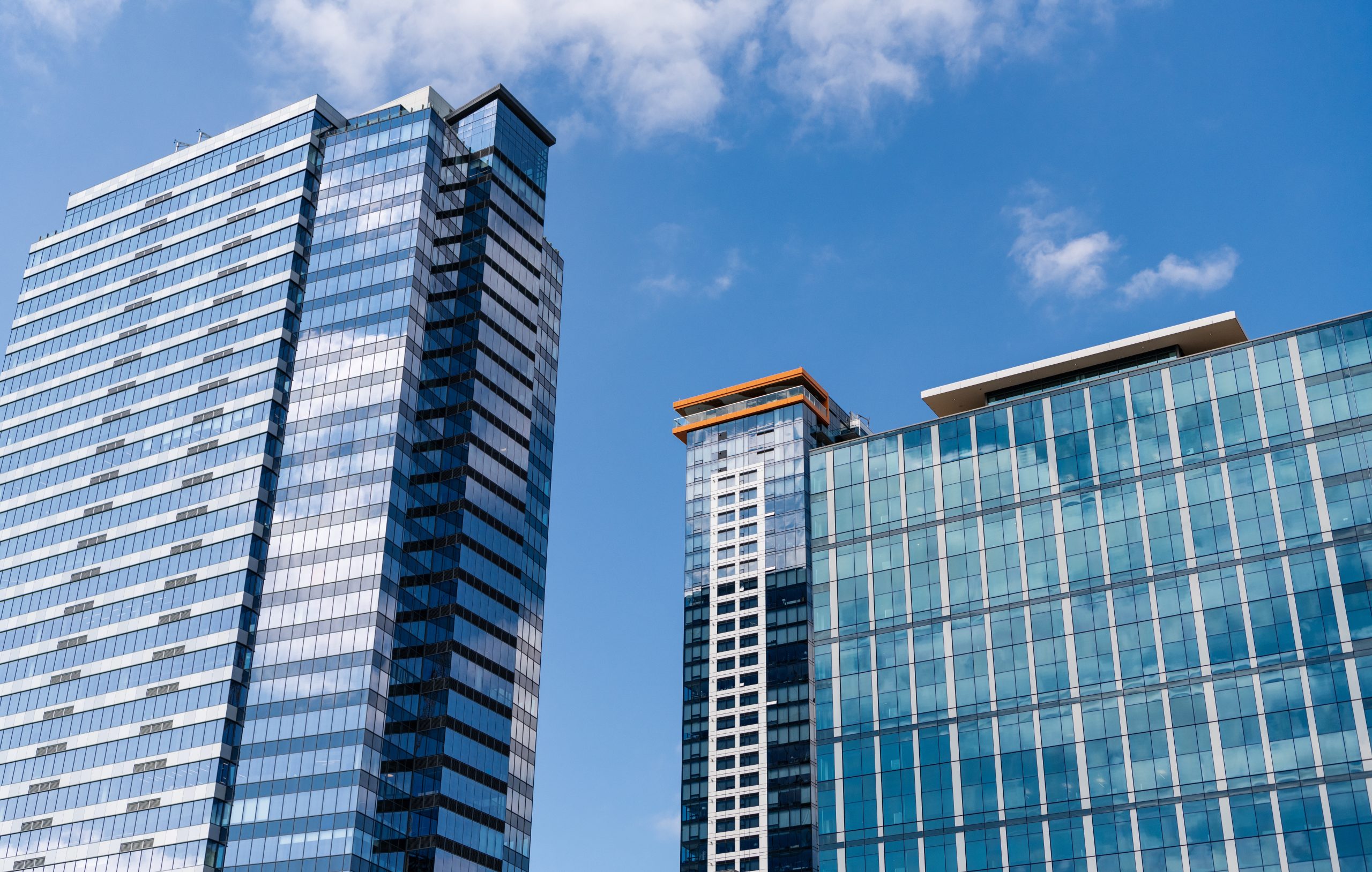 SKN | CIBC Strategic Positioning: Implications for HNWI and Cross-Border Wealth Management