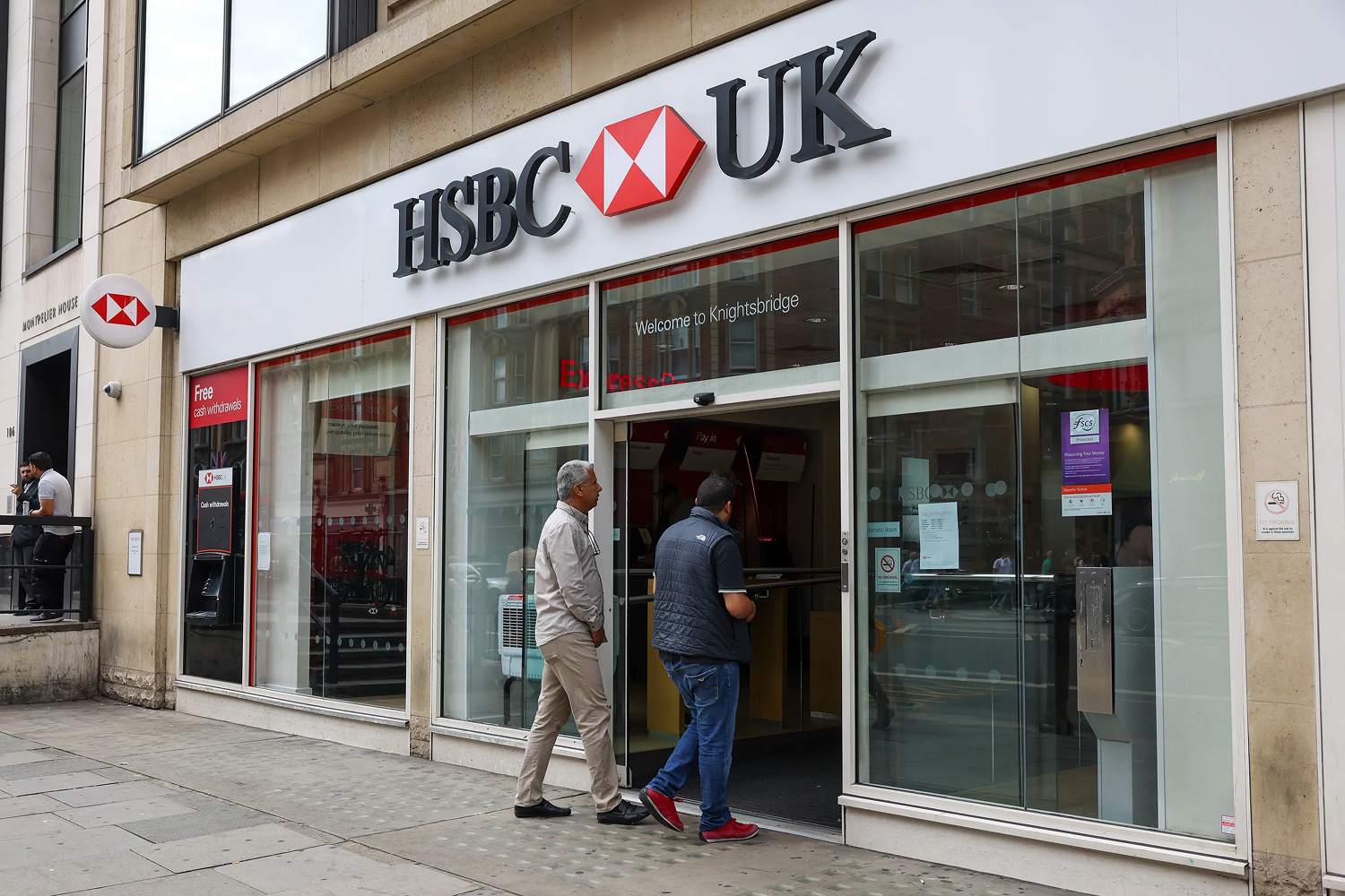SKN | HSBC Annual Profit Beats Expectations, Raises Key Financial Targets