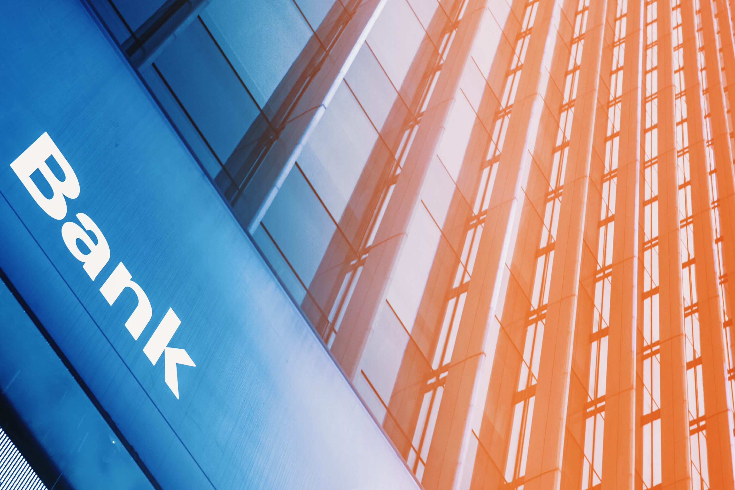 SKN | Ukraine’s Banks: From War-Time Survival to Reconstruction – Implications for HNWI Cross-Border Strategies