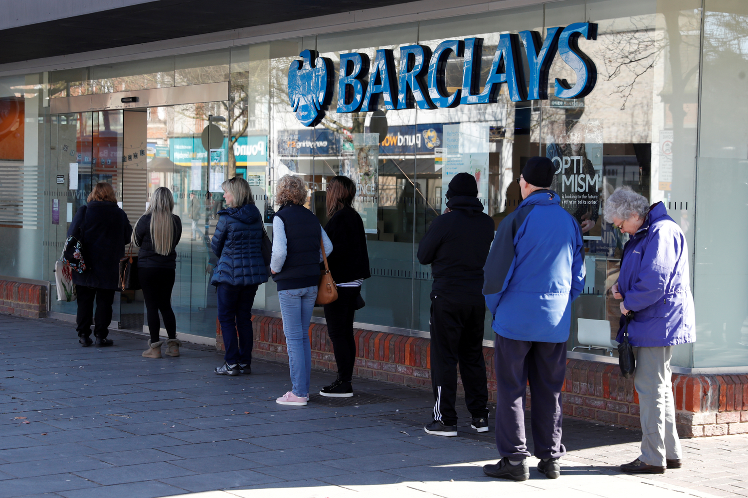 SKN | Barclays Explores Blockchain Platform for Payments Amid Industry Shift
