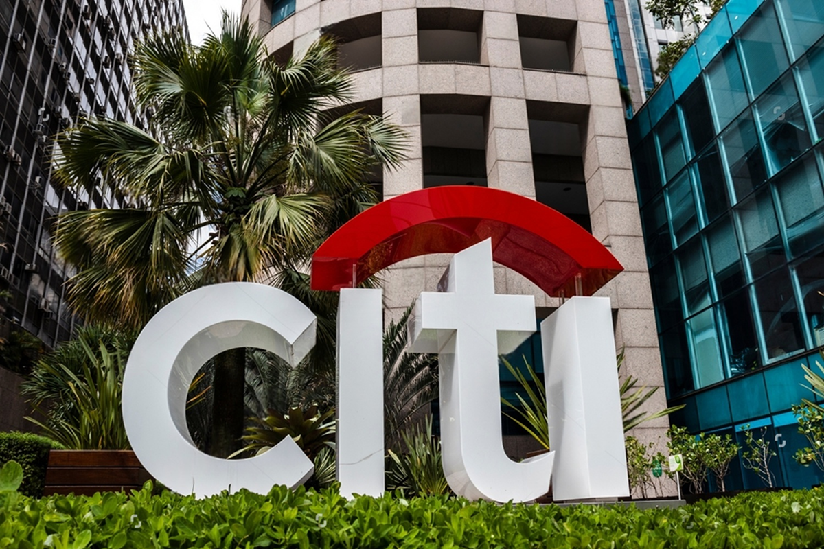 SKN | Citigroup Shares Underperform the Broader Market: Strategic Insights for Global Investors