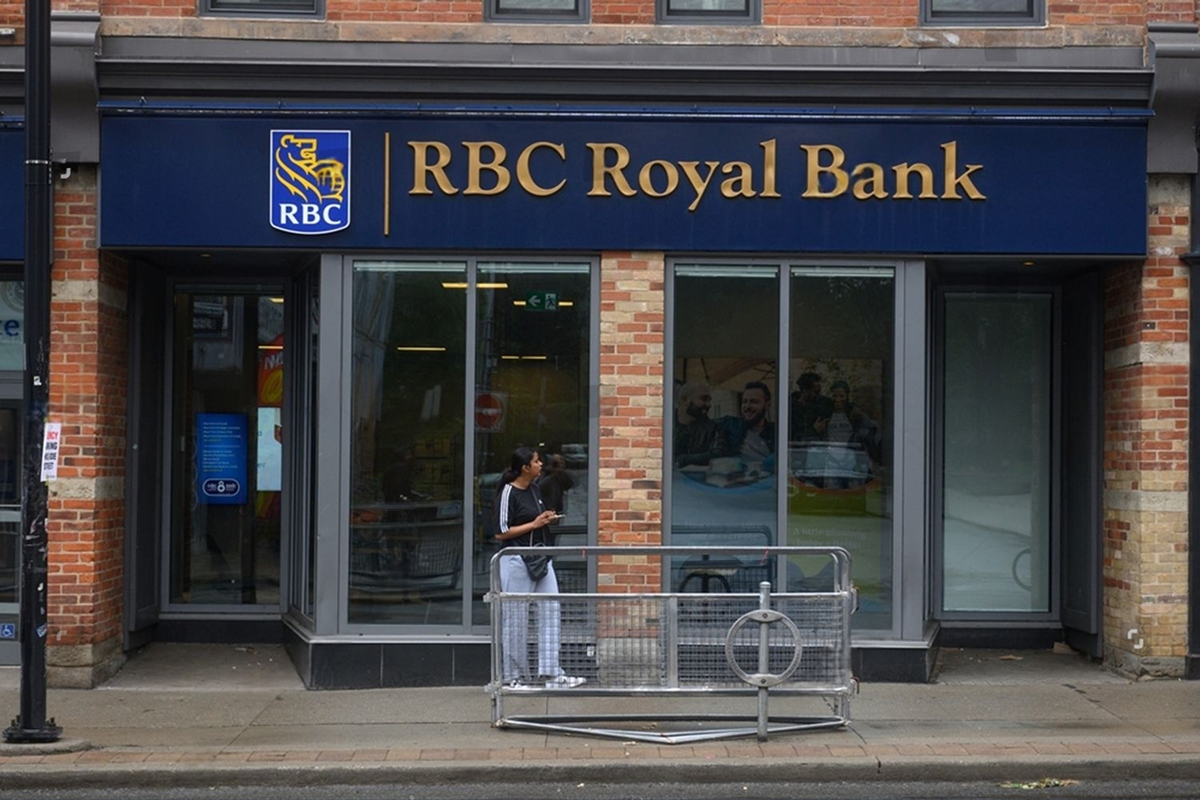 SKN | Royal Bank of Canada on HSBC Canada Integration: Strategic Gains Amid Margin Pressures