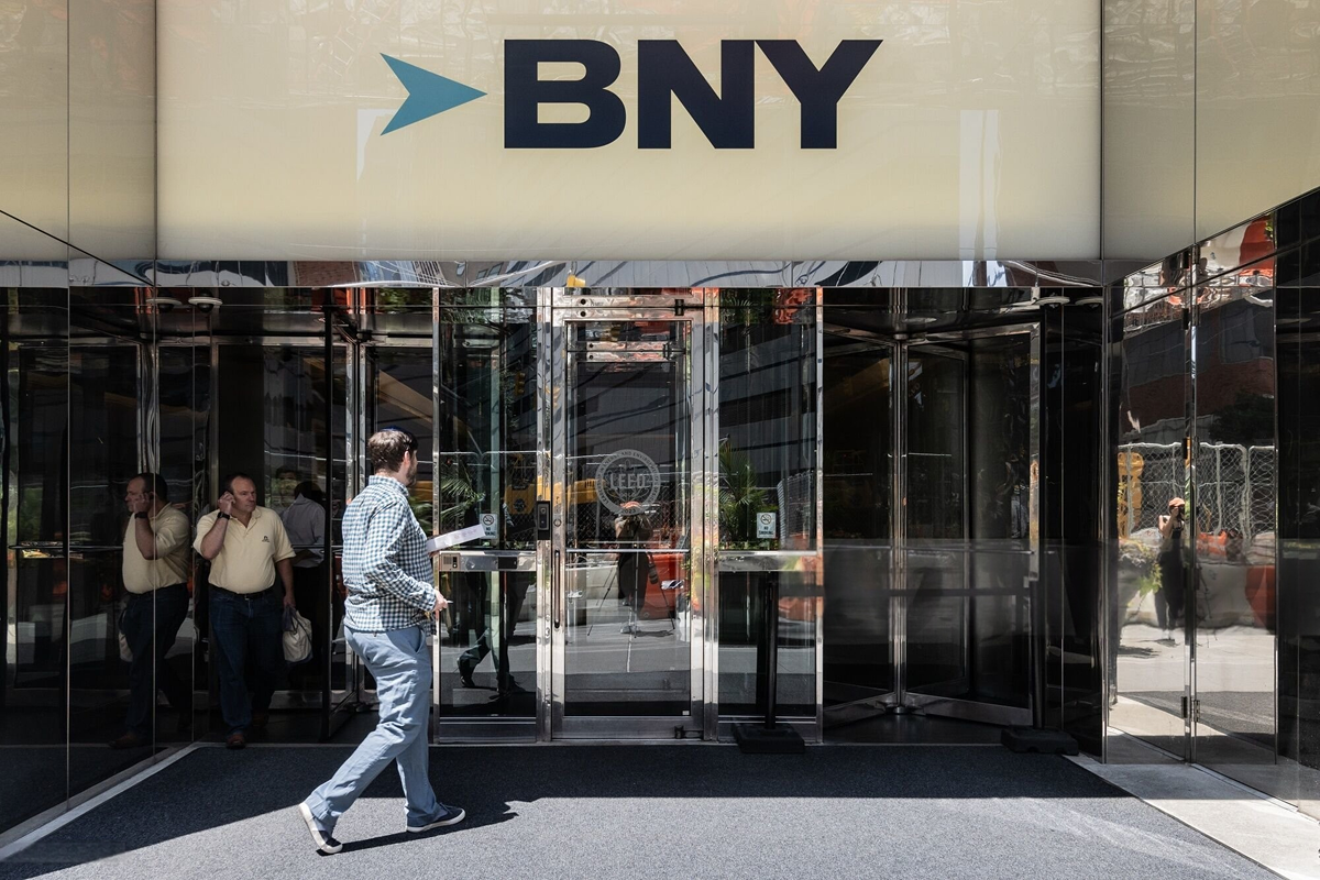 SKN | BNY Mellon’s BKLC ETF: A Strategic Tool for Low-Cost U.S. Equity Exposure?