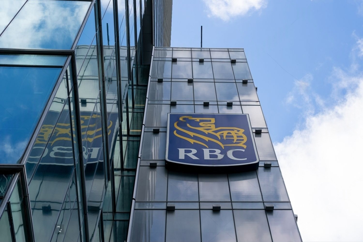 SKN | RBC Reaffirms $400 Target on Celestica: What Post-Earnings Conviction Signals for Advanced Manufacturing Exposure