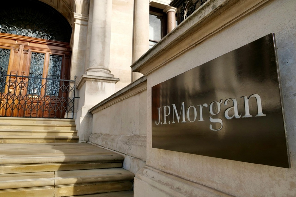 SKN | JPMorgan Maintains Cautious Stance on GSK: Limited Earnings Upside Signals Valuation Ceiling