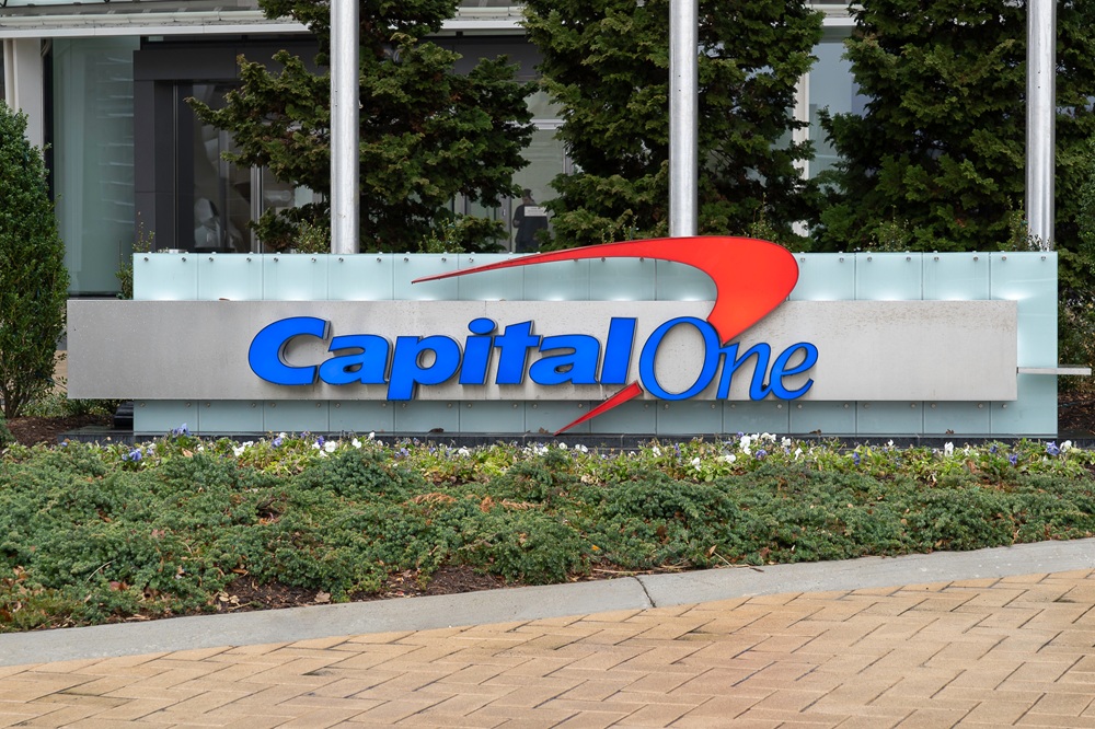 SKN | Capital One and the Data-Driven Banking Model: What U.S. Digital Finance Means for Global Wealth Structuring