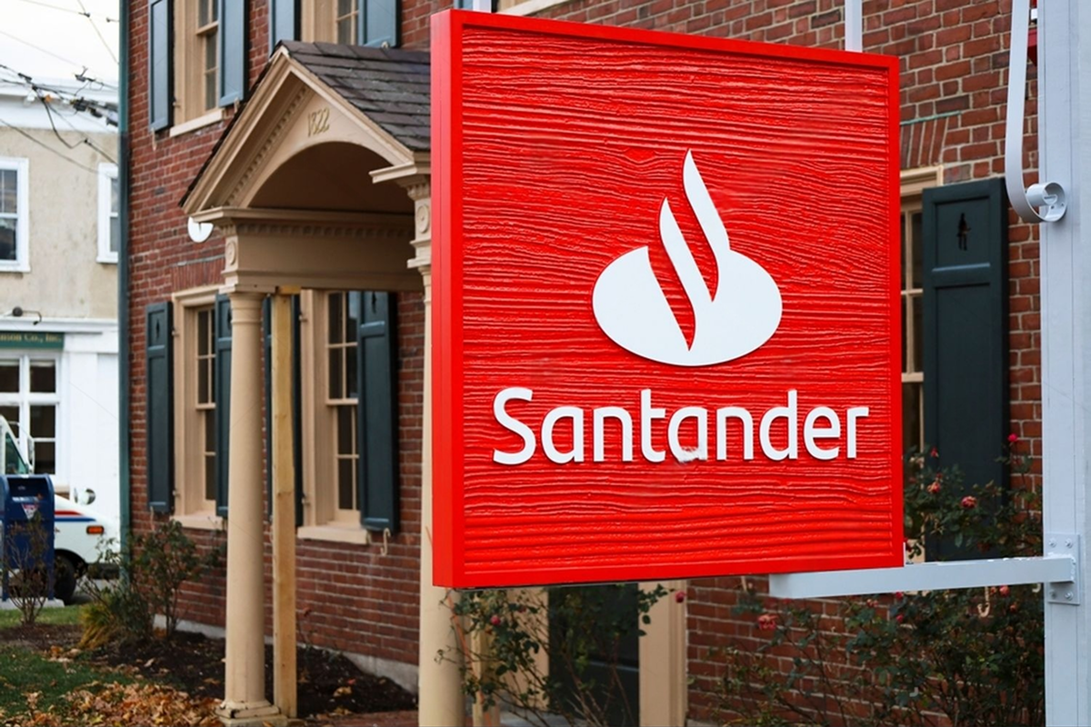 SKN | Banco Santander-Chile: Dividend Strength or Emerging Market Illusion?