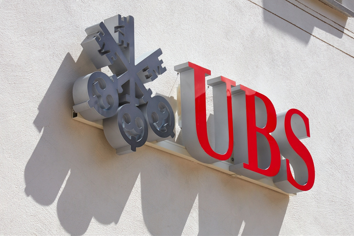 SKN | UBS Maintains Cautious Outlook on Banco Santander-Chile as Latin American Banking Risks Remain Elevated