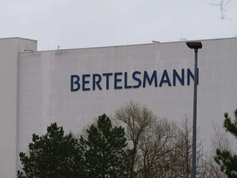 bertelsmann banking