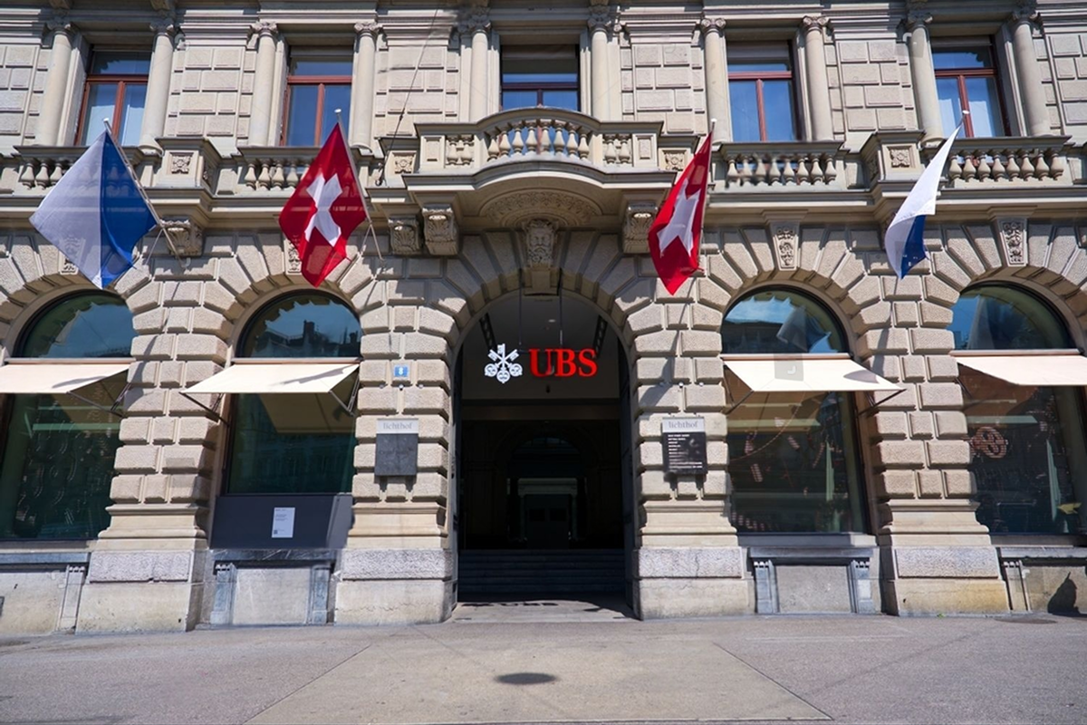 SKN | UBS Forecasts Moderate Canadian Growth as Investors Reassess Stability in a Slower Global Economy