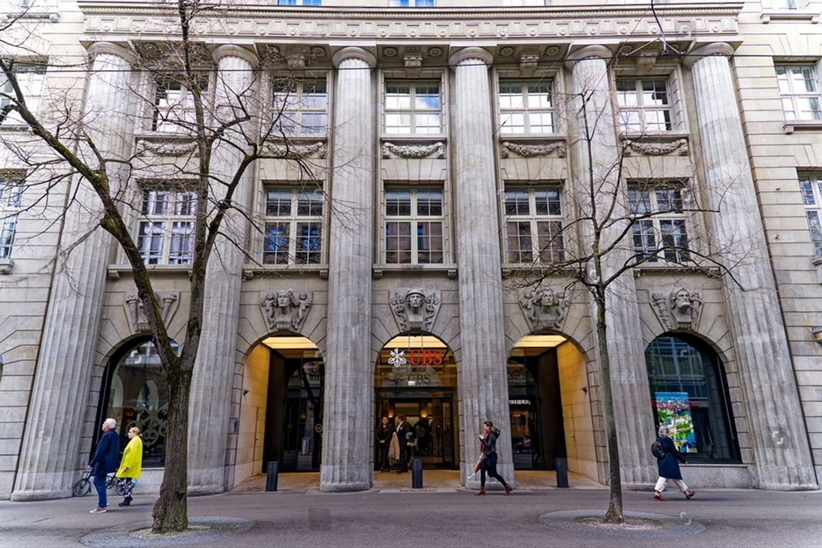 SKN | UBS Extends Its Post-Earnings Rally: What Sustained Momentum Means for Global Wealth Investors