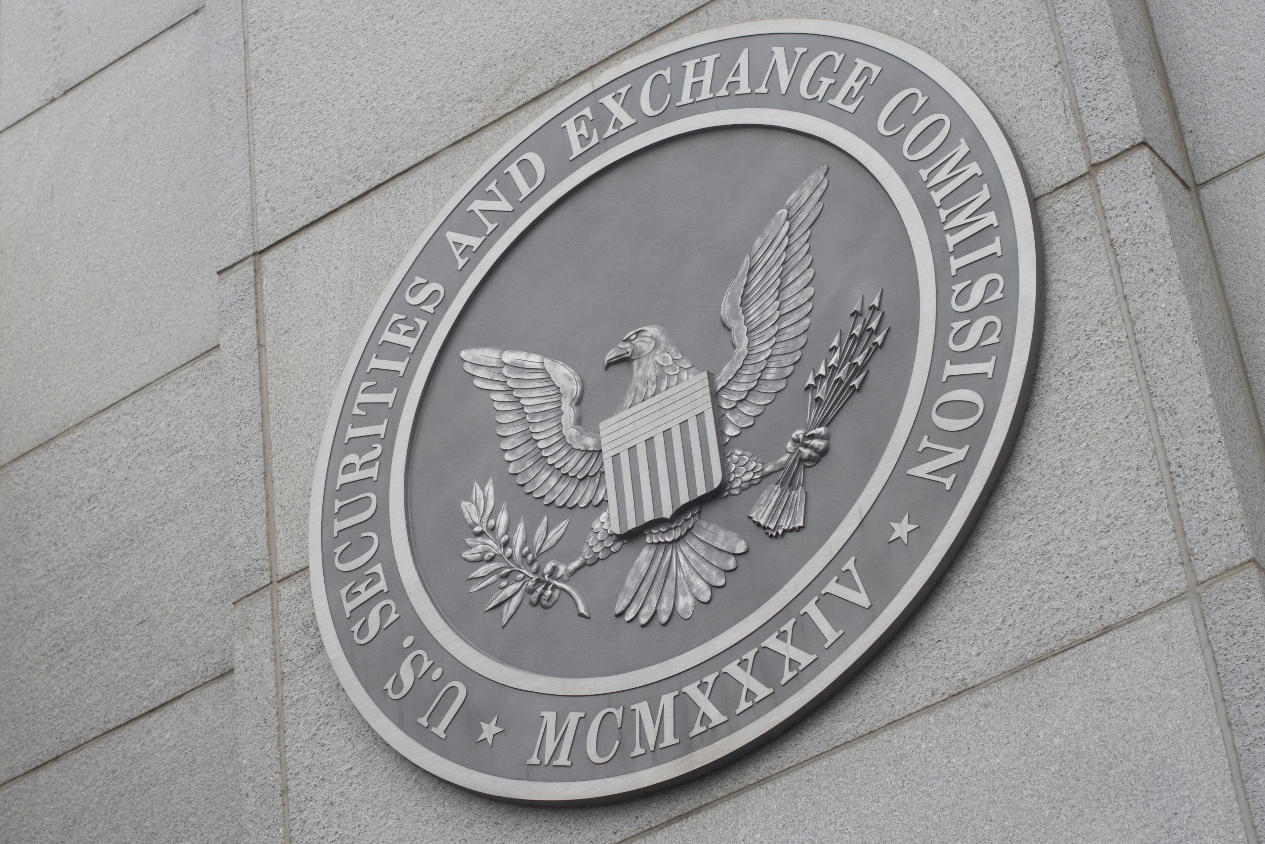 SKN | SEC Retreat on Climate Disclosure Rules: What Regulatory Pullback Signals for Cross-Border Capital Strategy