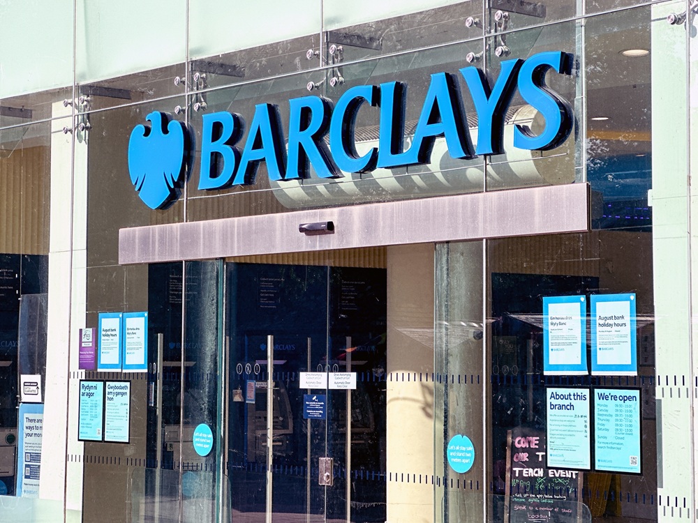 SKN | Barclays Sees Growing Signs of Fatigue in the AI-Driven Market Rally