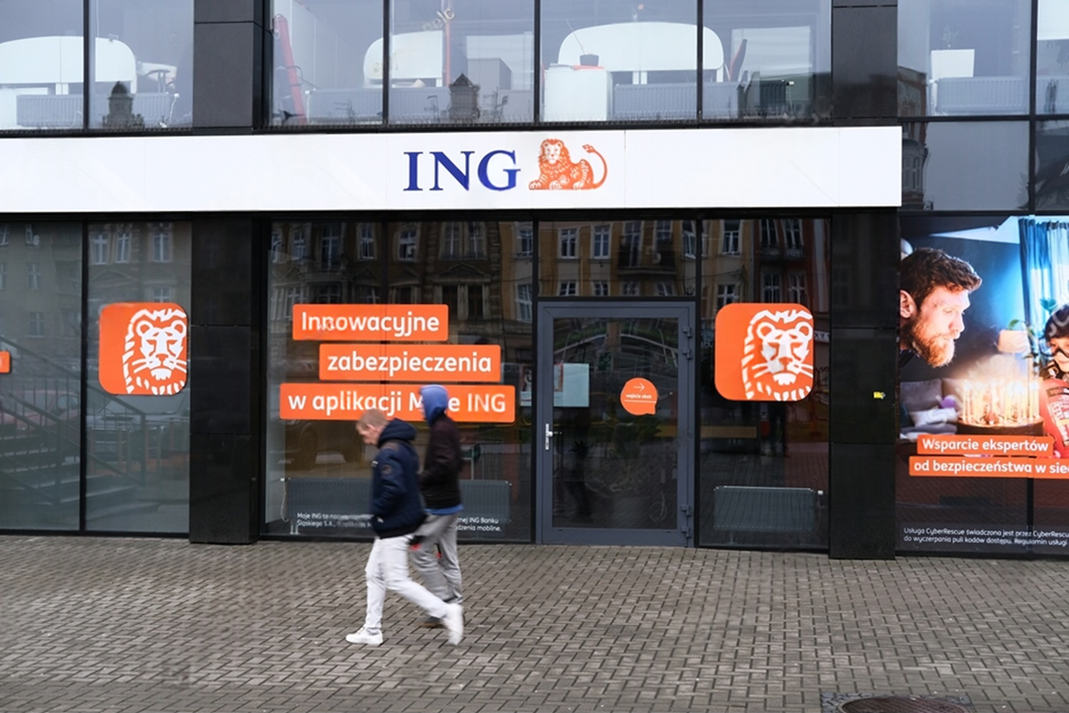 SKN | ING’s Subscription Banking Strategy Signals a New Battle for Fee Income and Client Loyalty