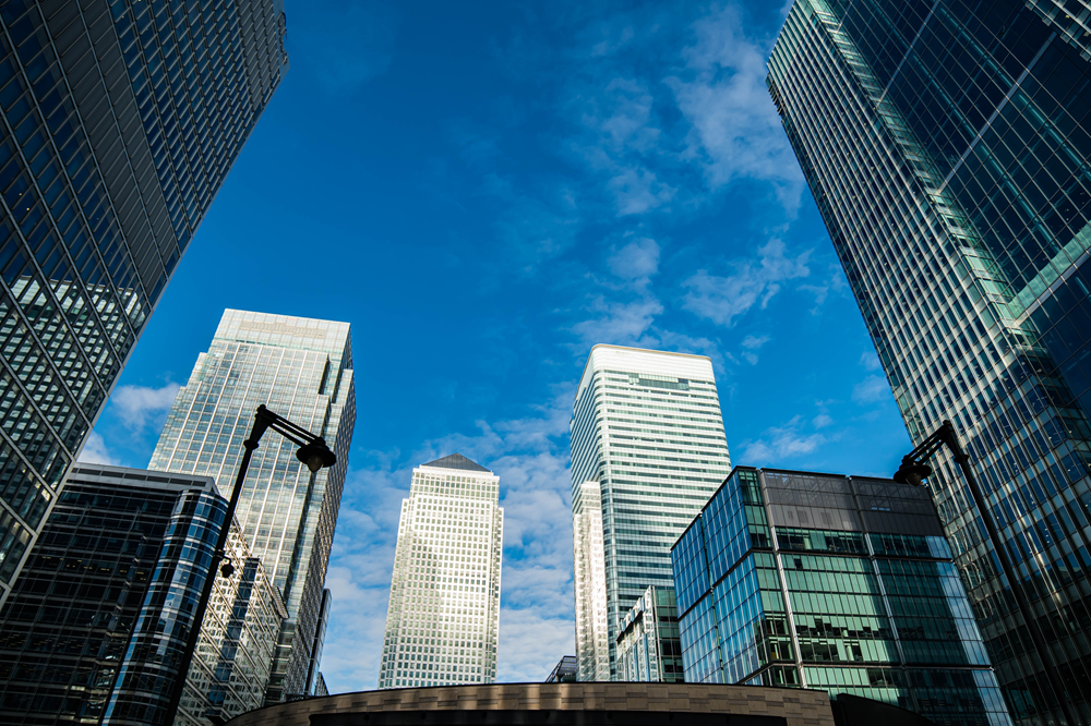 SKN | Global Banking Stocks Retreat as Broad-Based Selling Pressures U.S. and European Financials