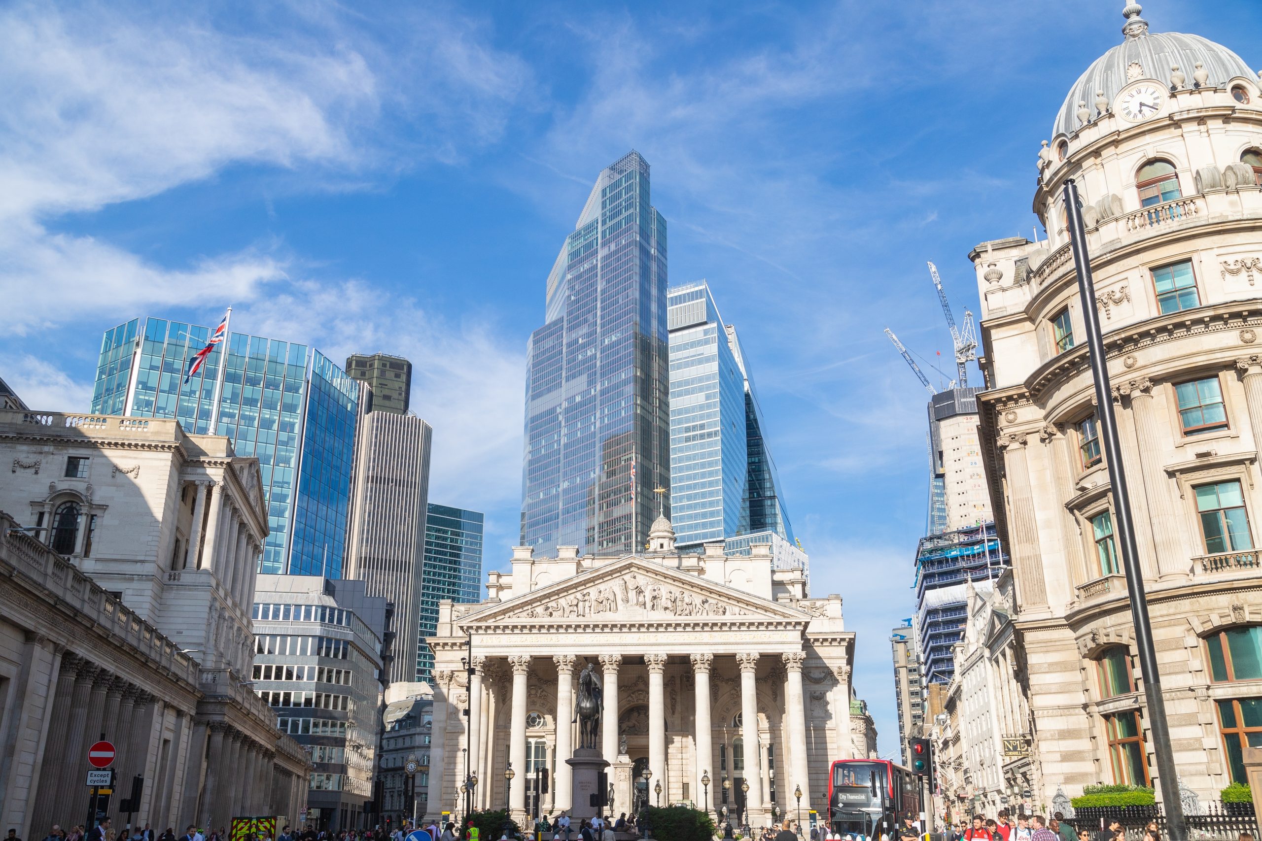 SKN | Global Banking Stocks Show Mixed Performance as U.S. Stability Offsets Softer European Banking Sentiment